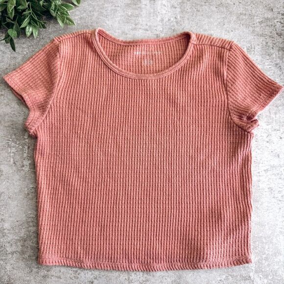 American Eagle Pink Waffle Knit Short Sleeve Baby Tee Size Small - Picture 1 of 6